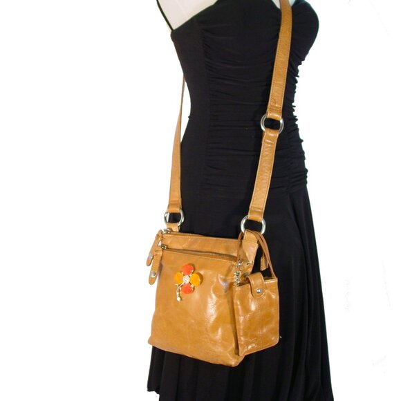 HOBO Original Glazed Leather Crossbody Bag + AB Brooch + ID Wallet - Picture 3 of 10